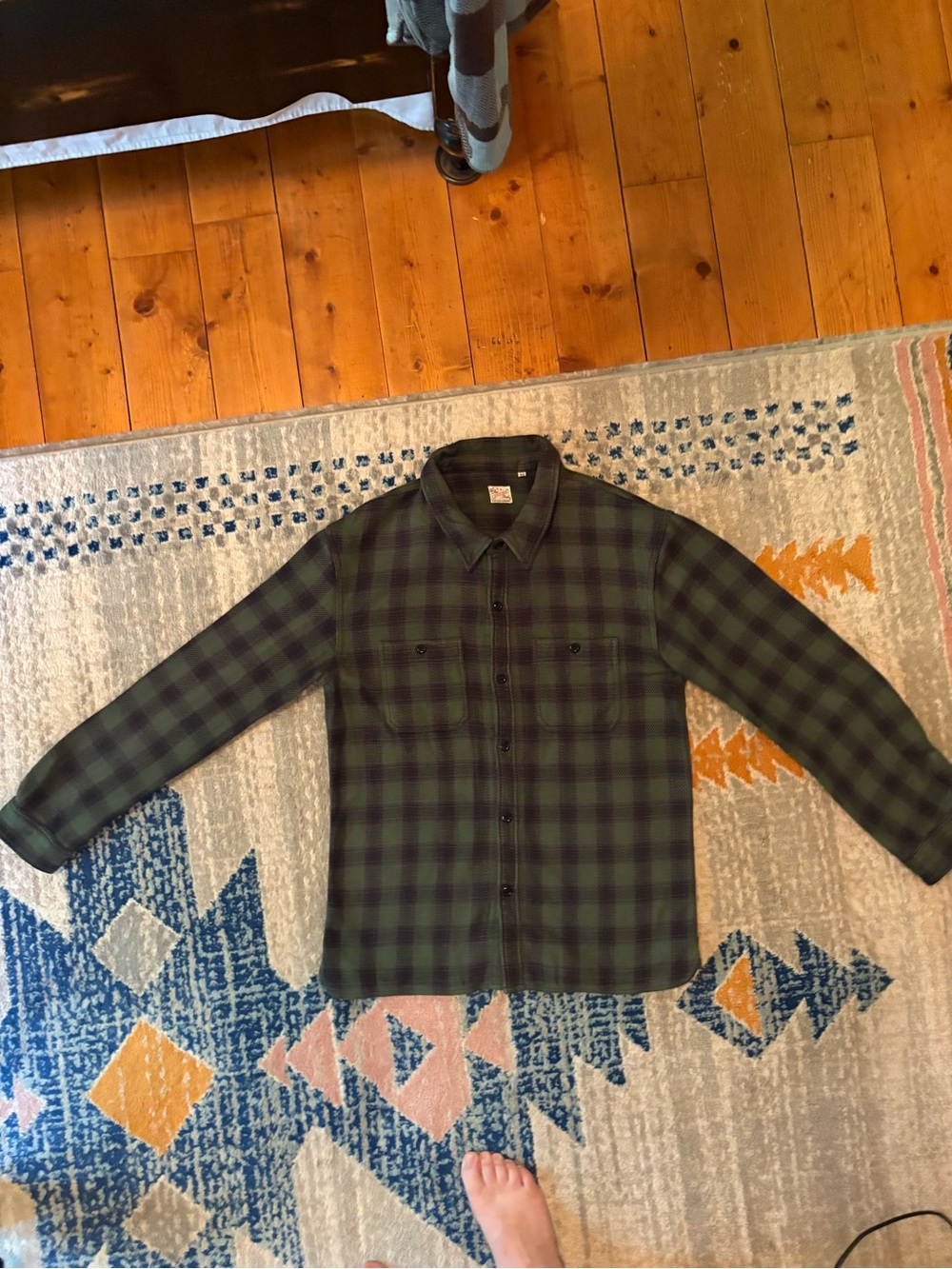 Classic Men's Green Plaid Button-Up Jacket